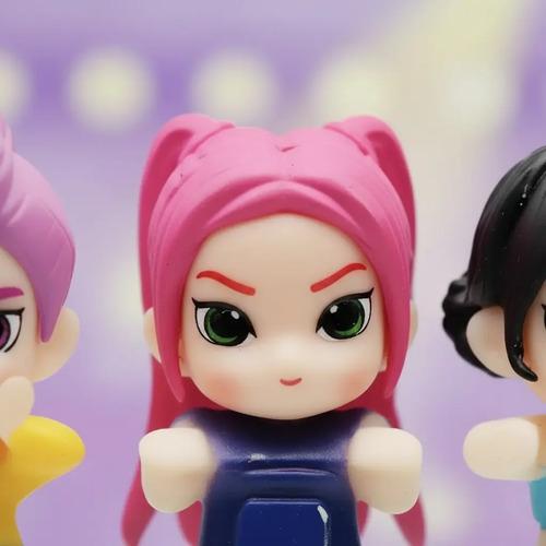 Blind Box Caja Ciega Figura Coleccionable K-Pop Estilo Anime - Sorpresa Kawaii Blind box K-Pop, caja ciega coleccionable, figura sorpresa anime, mistery box kawaii, juguetes coleccionables sorpresa, figura al azar, merch K-Pop.